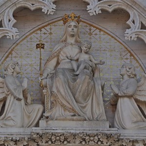 Blažena Djevica Marija tijekom liturgijske godine: Blažena Djevica Marija Kraljica